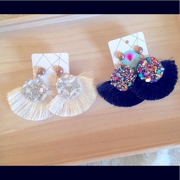 New 2 pairs for 15 tassel boho earrings - Picture 3 of 6